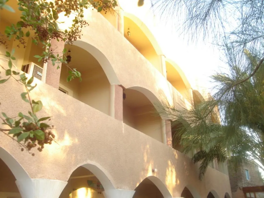 לוקסור Alaska Hotel