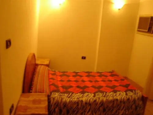 לוקסור Alaska Hotel מצרים